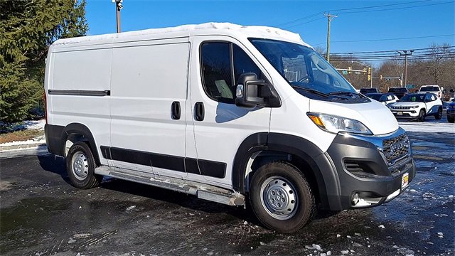 Used 2023 RAM ProMaster 2500 image 2