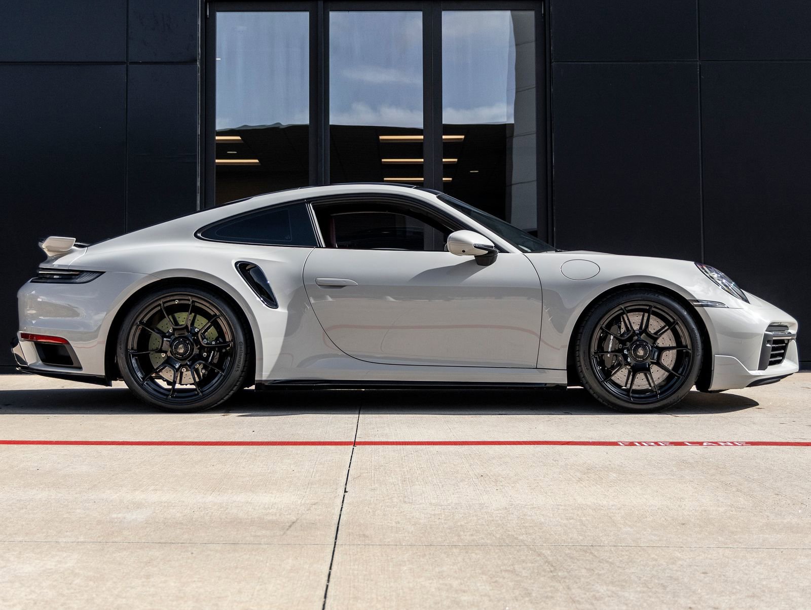 Used 2024 Porsche 911 Turbo S AWD/4WD image 12