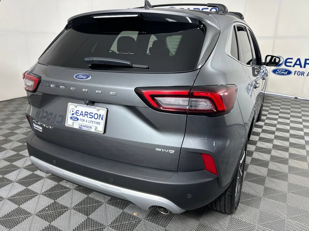 Used 2023 Ford Escape Platinum AWD/4WD image 8