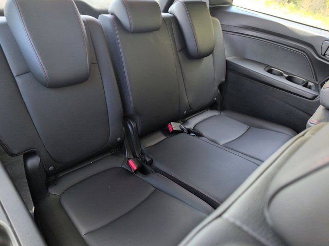 Used 2025 Honda Odyssey Sport-L image 29