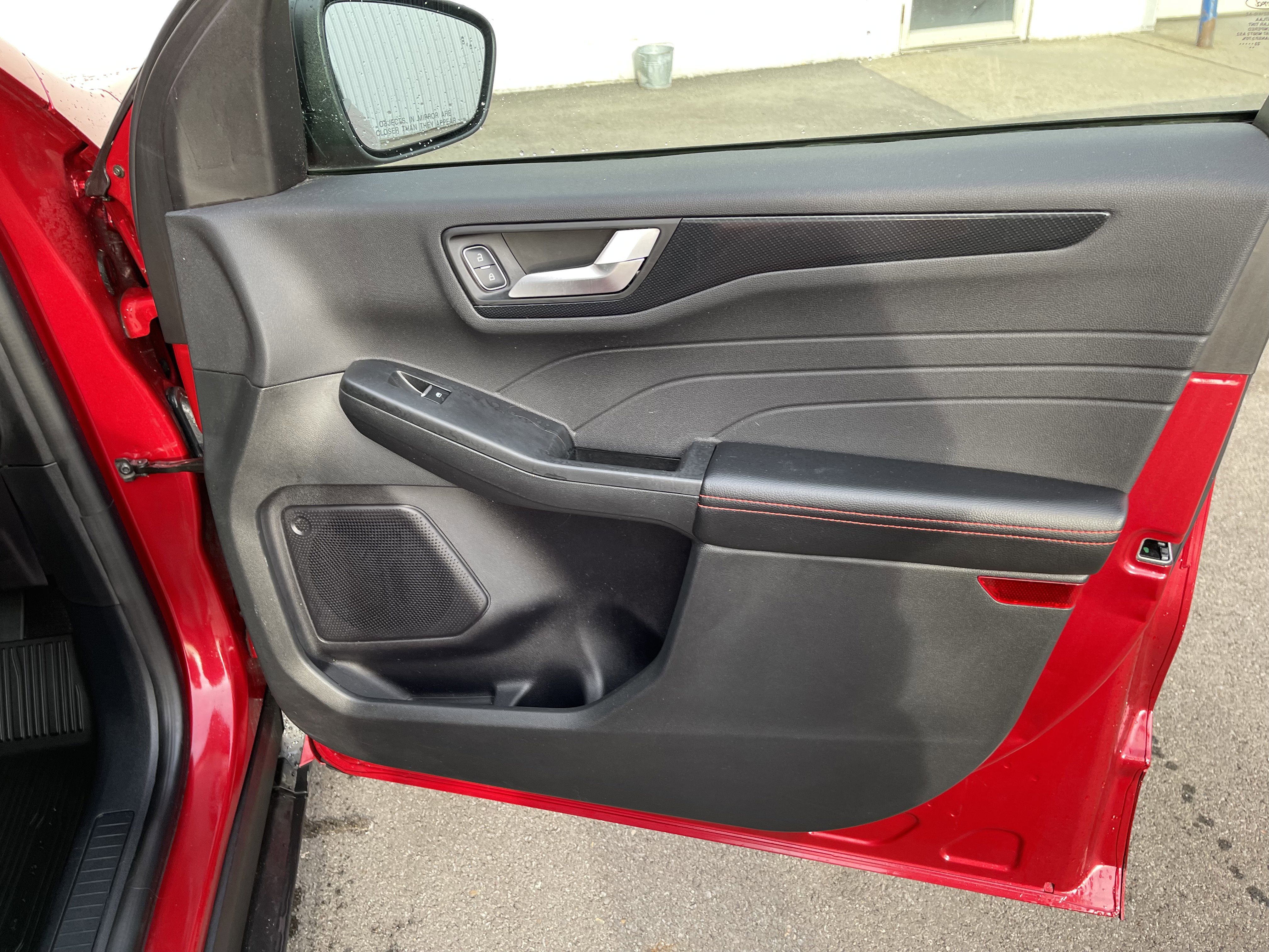 Used 2023 Ford Escape ST-Line image 35