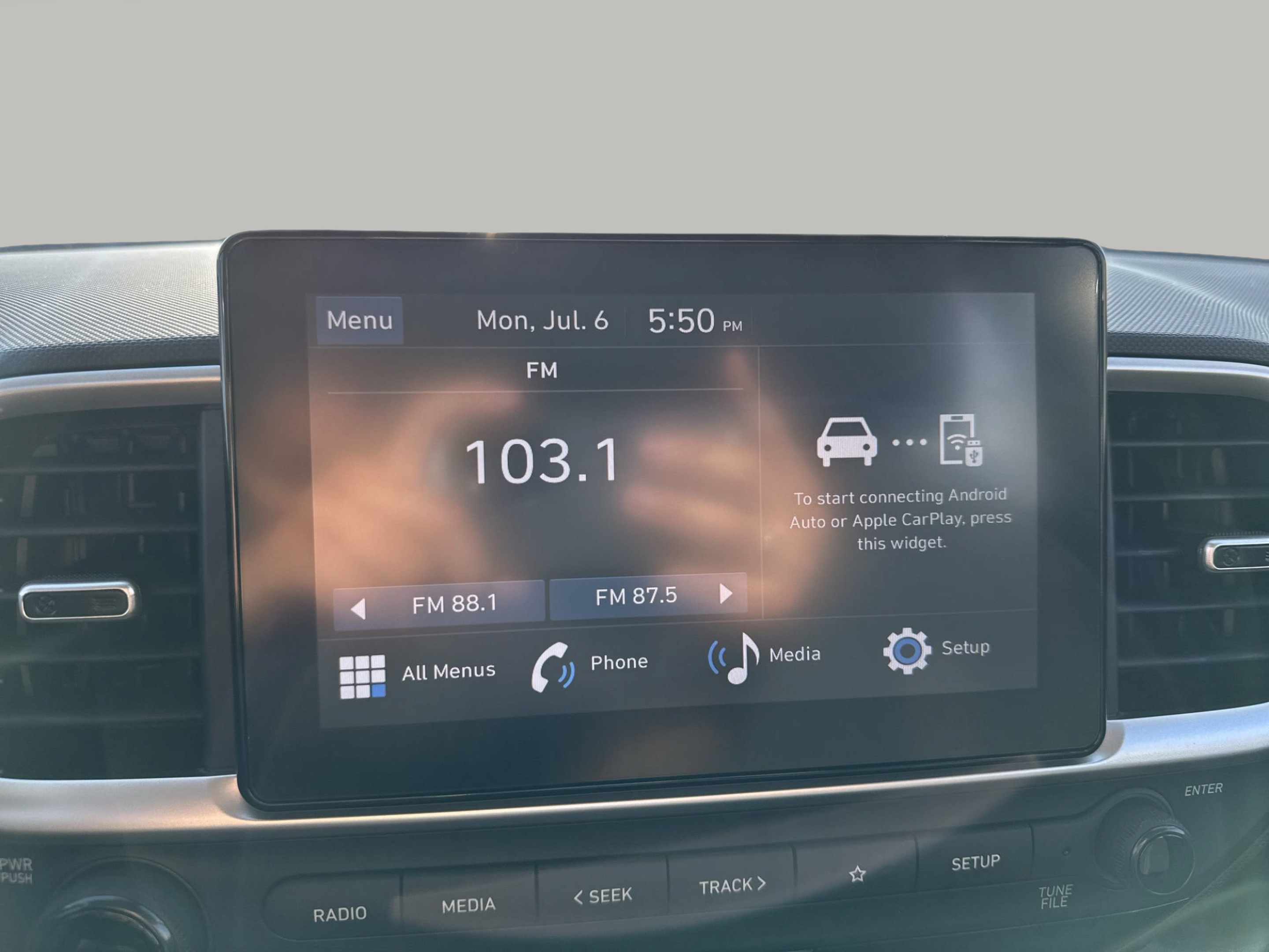 New 2026 Hyundai Venue SEL FWD image 12