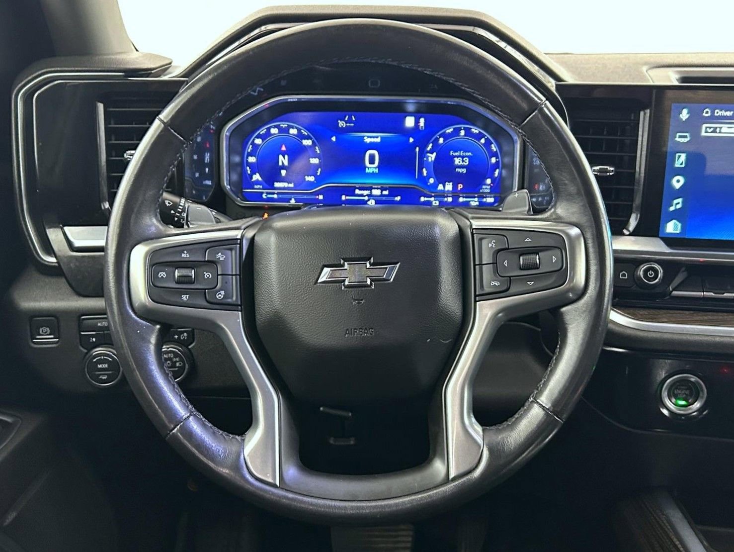 Used 2022 Chevrolet Silverado 1500 RST AWD/4WD image 11