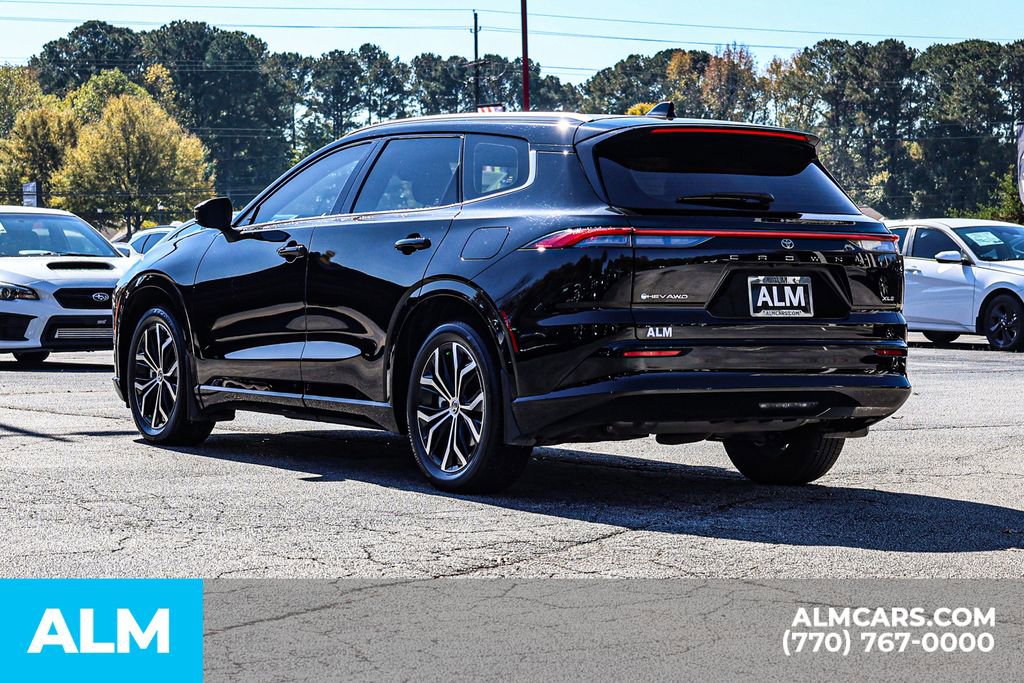 Used 2025 Toyota Crown Signia image 7