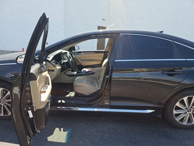 Used 2015 Hyundai Sonata Sport FWD image 6