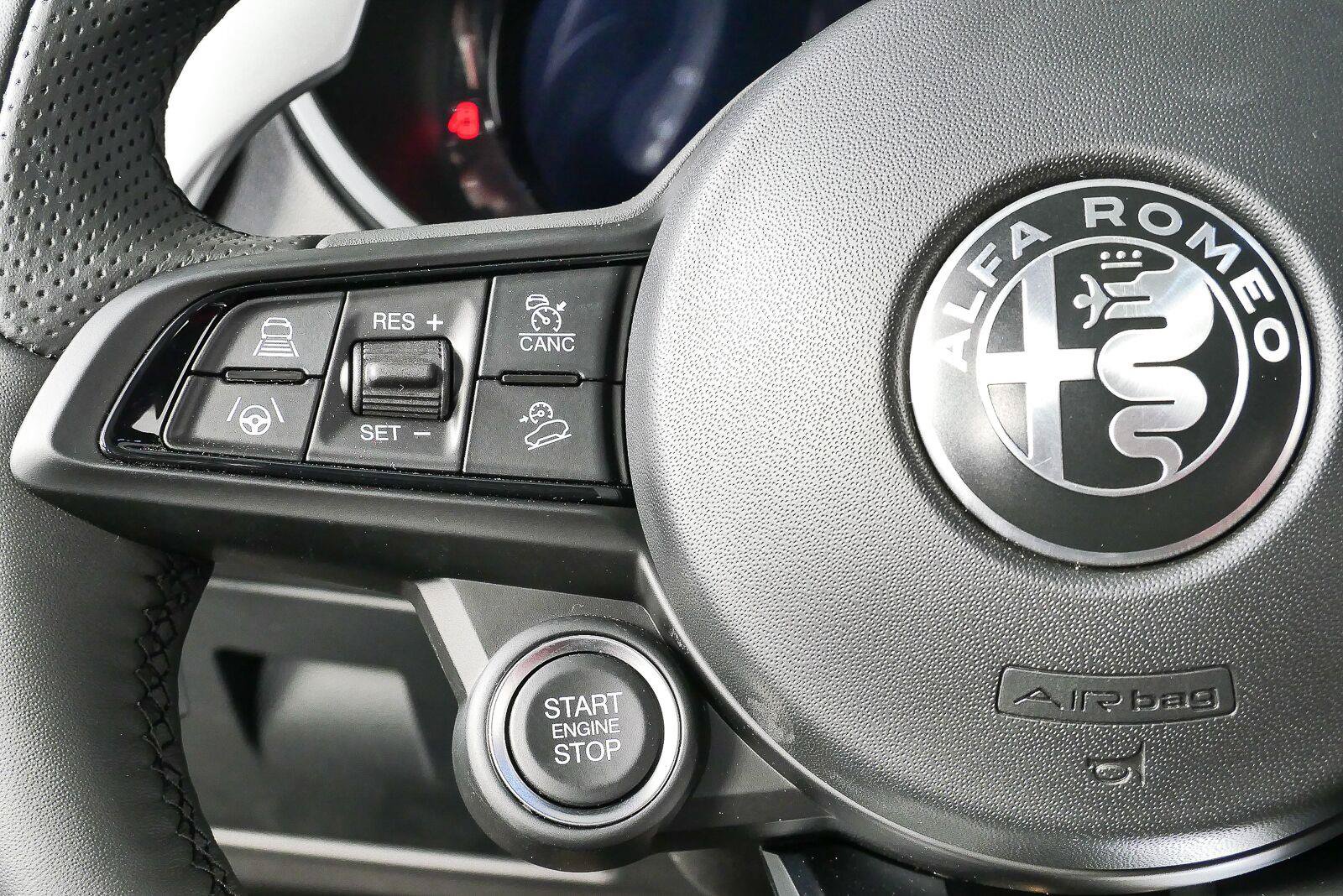New 2026 Alfa Romeo Stelvio Sprint AWD/4WD image 12