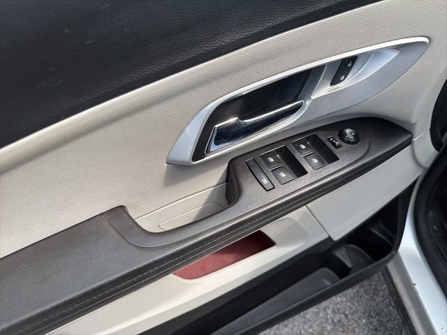 Used 2015 Chevrolet Equinox LS FWD image 11