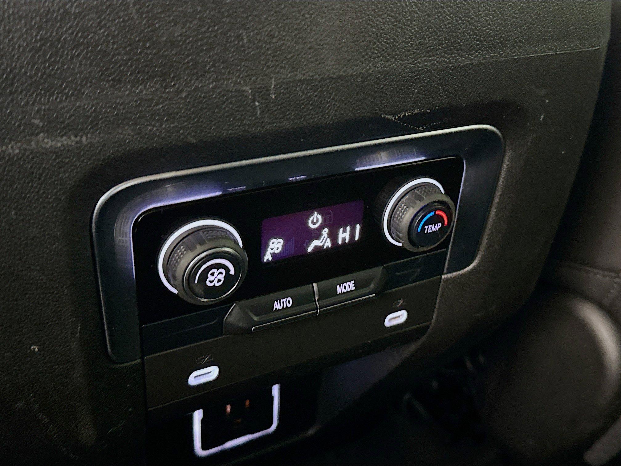 Used 2021 Chevrolet Tahoe LT AWD/4WD image 29