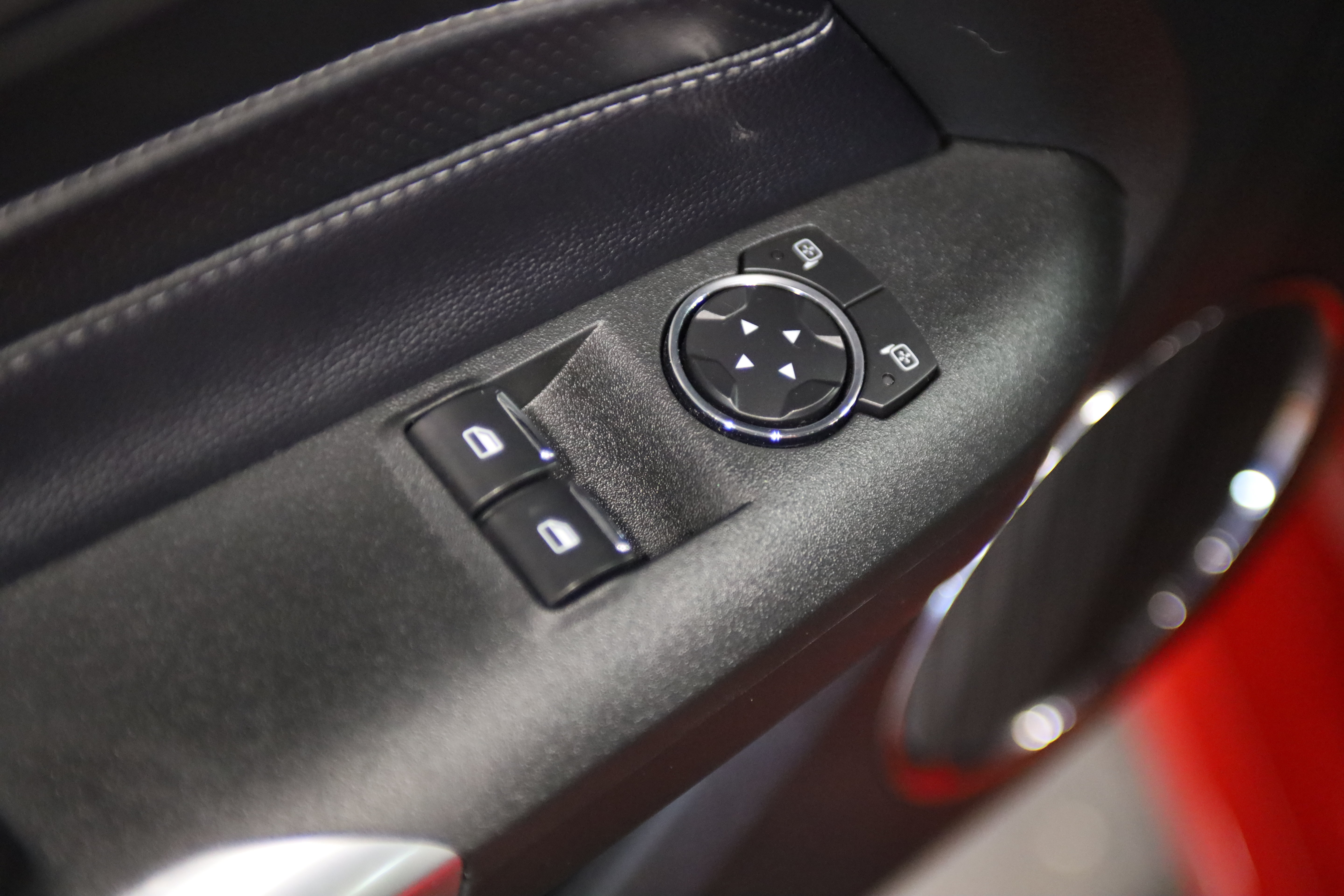 Used 2020 Ford Mustang GT Premium w/ GT Performance Package RWD image 12