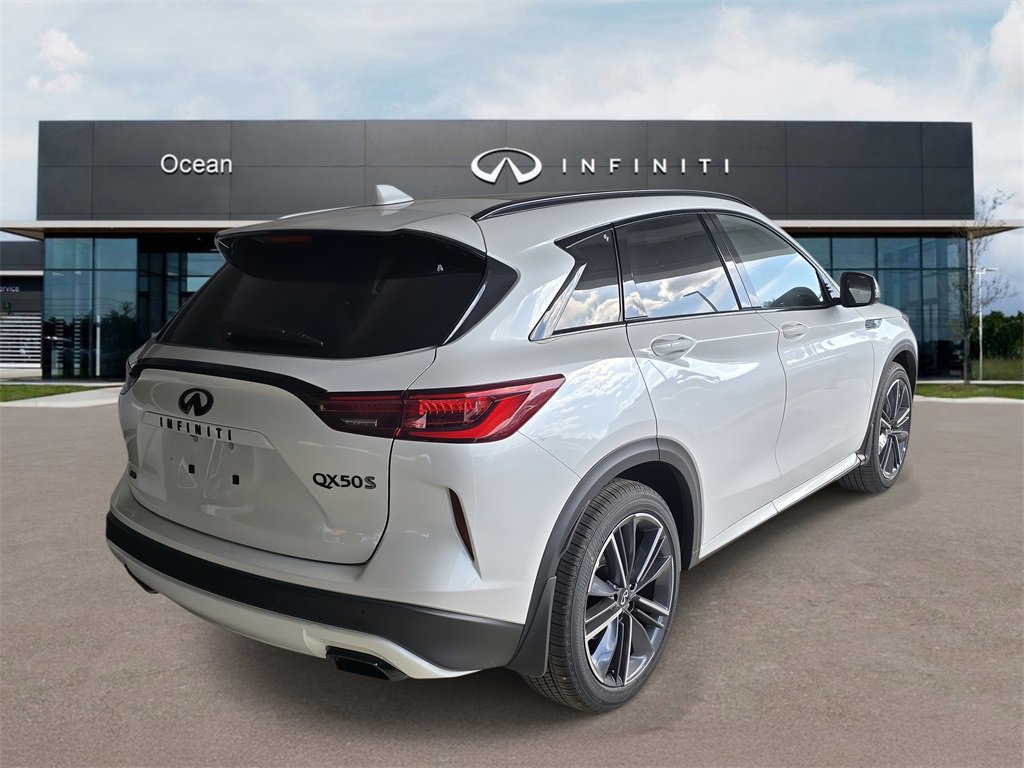 New 2025 INFINITI QX50 Sport image 3