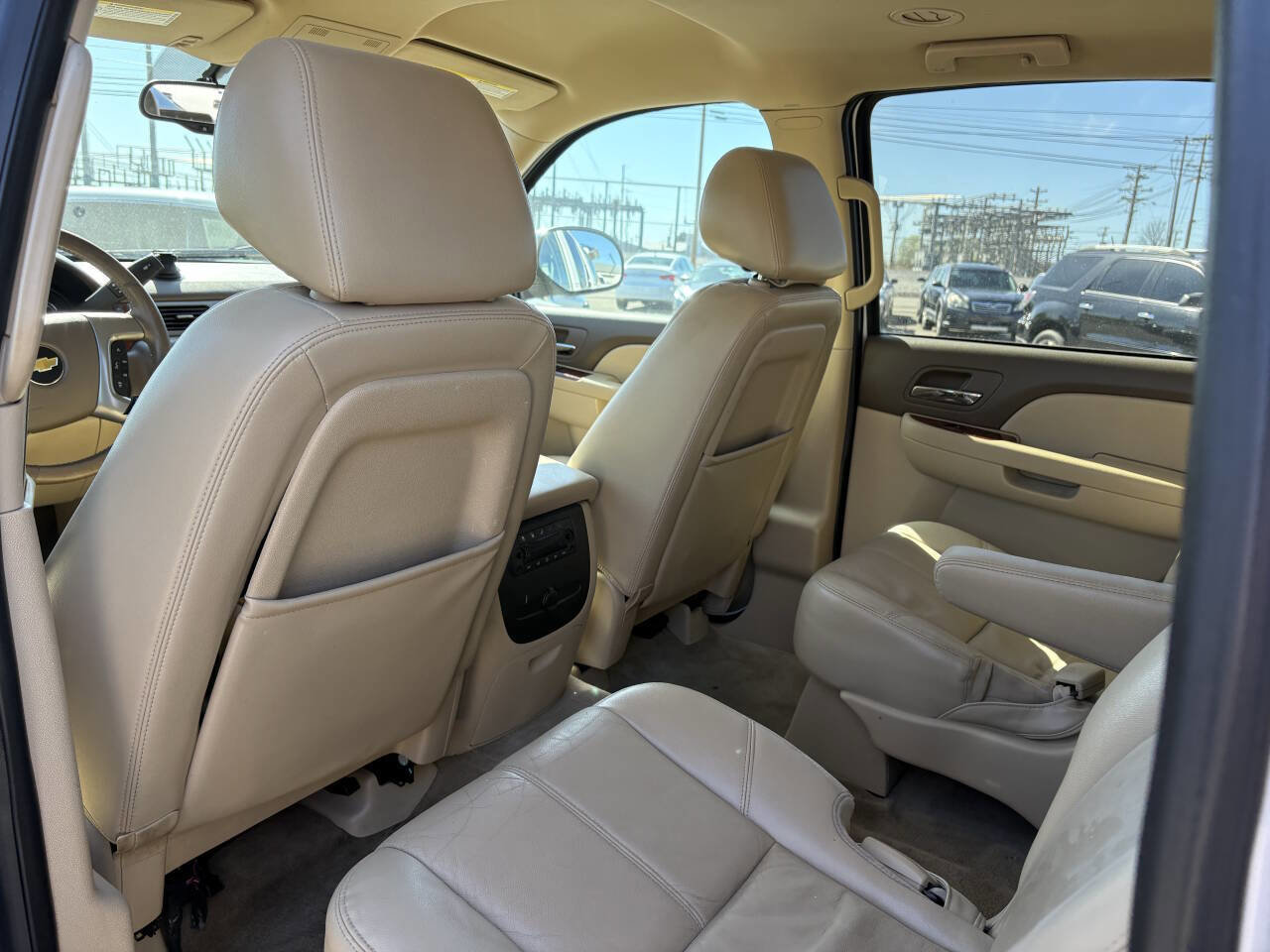 Used 2013 Chevrolet Suburban LT w/ All-Star Edition RWD image 16