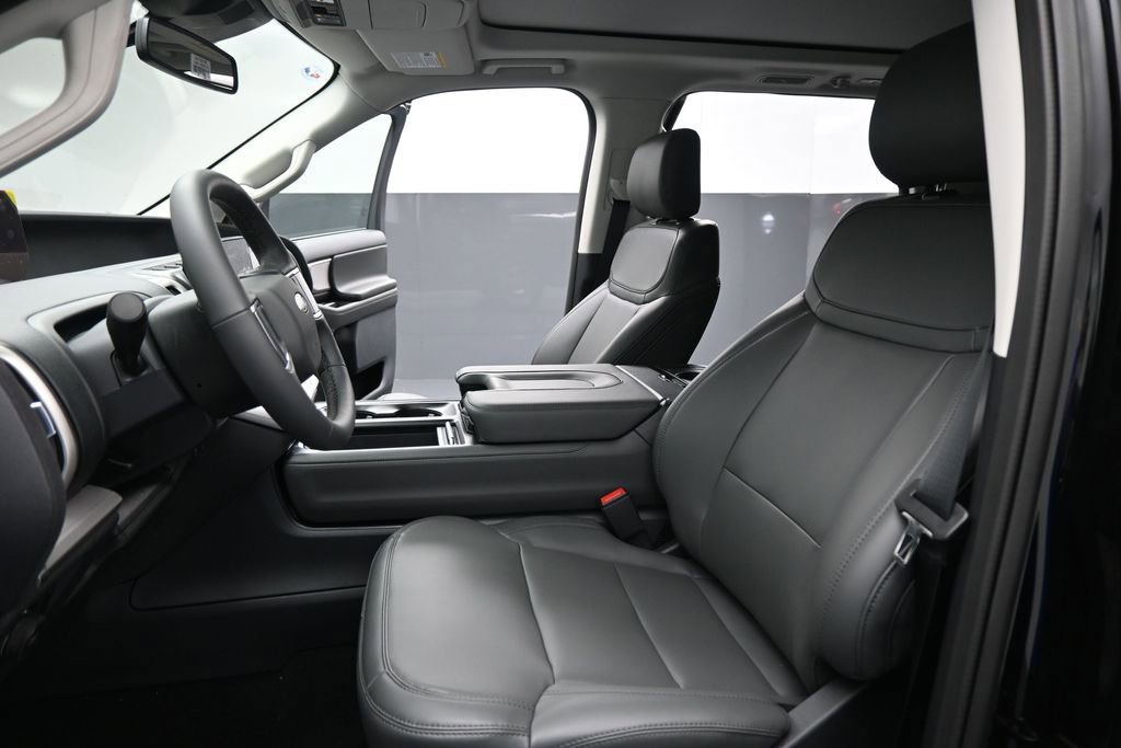 New 2026 Ford Expedition Active AWD/4WD image 9