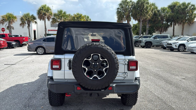 Used 2023 Jeep Wrangler Unlimited Rubicon w/ Cold Weather Group AWD/4WD image 6