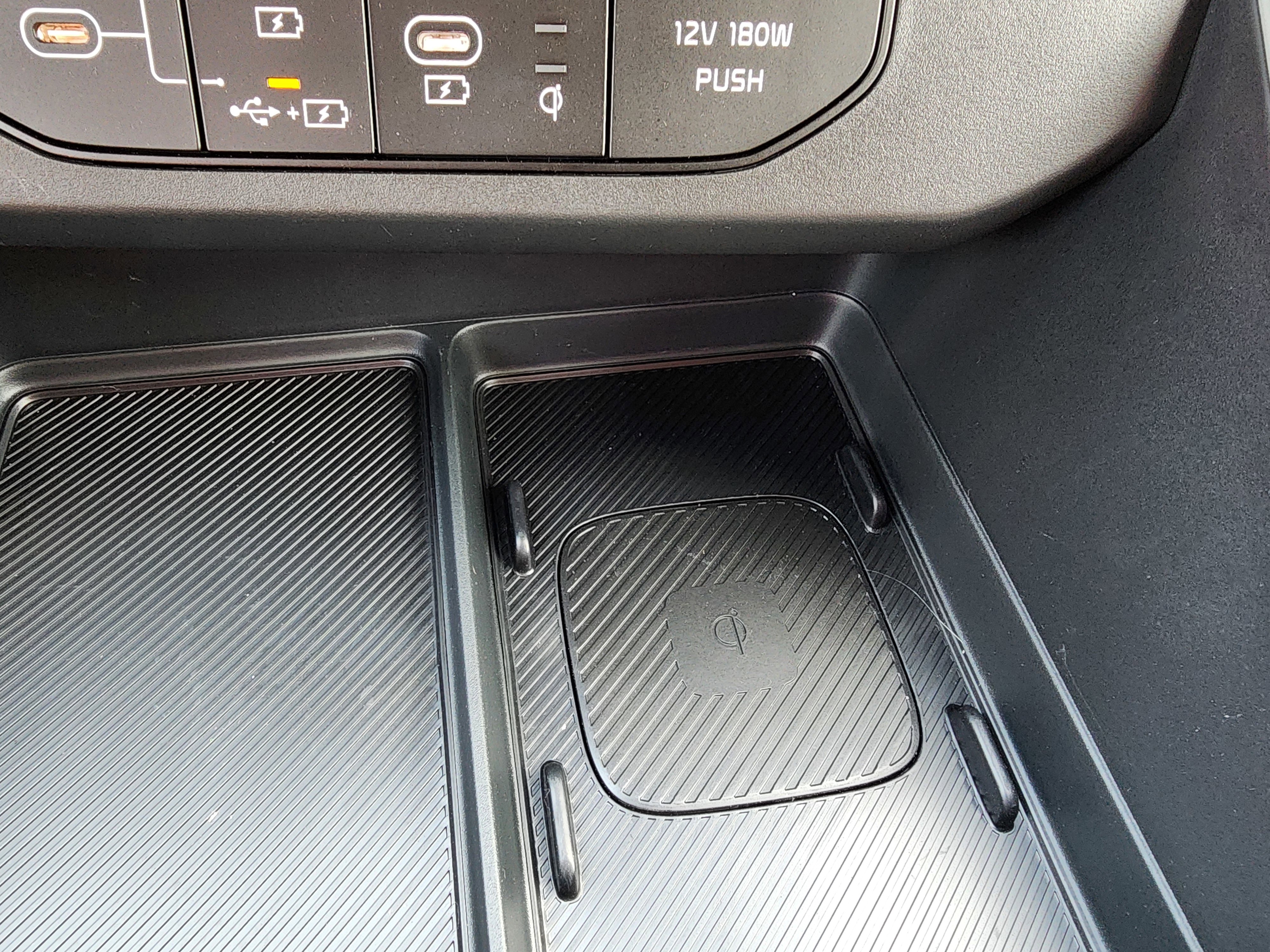 New 2026 Kia Carnival EX image 23