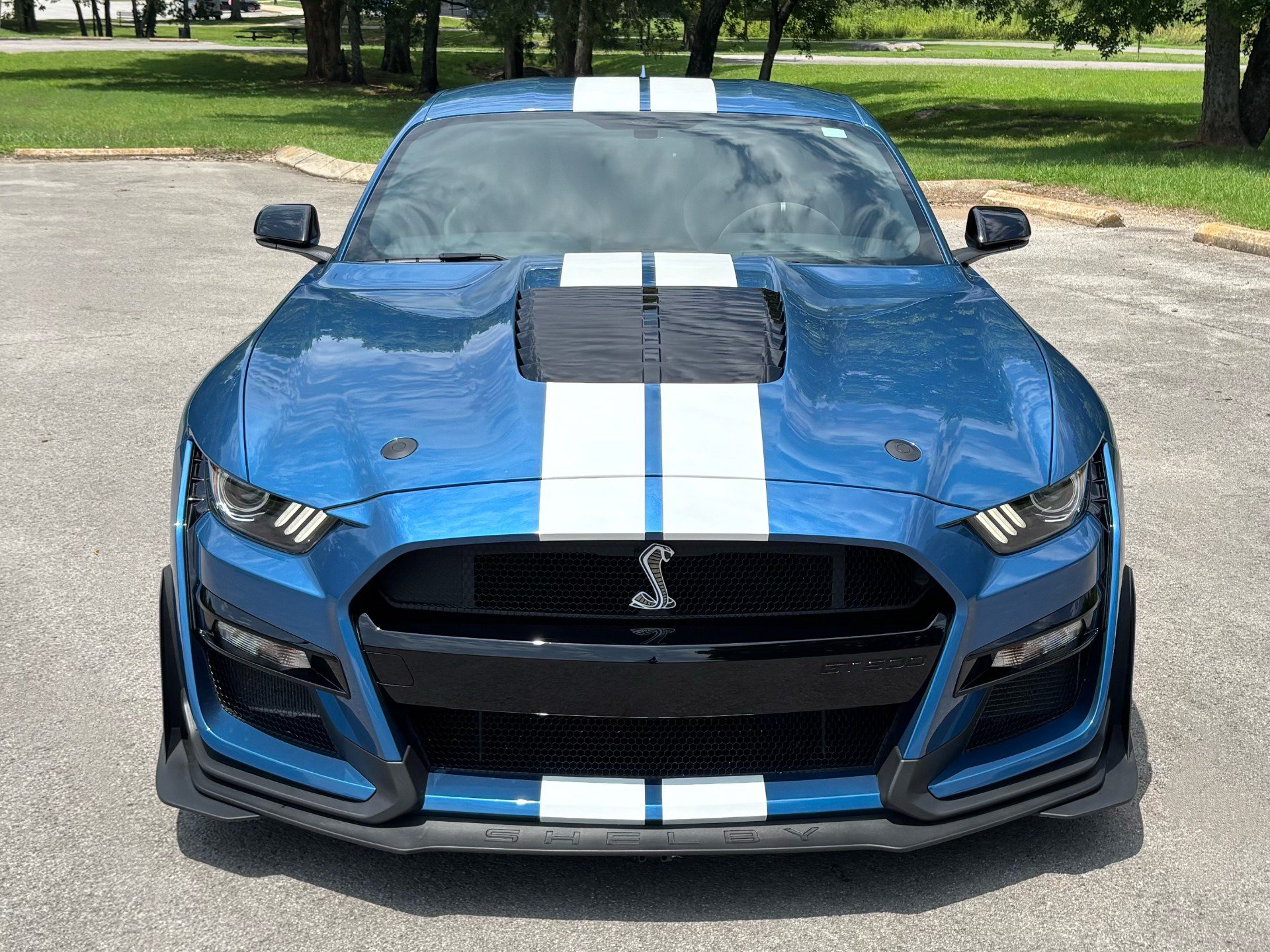 Used 2020 Ford Mustang Shelby GT500 w/ Carbon Fiber Track Pack RWD image 5