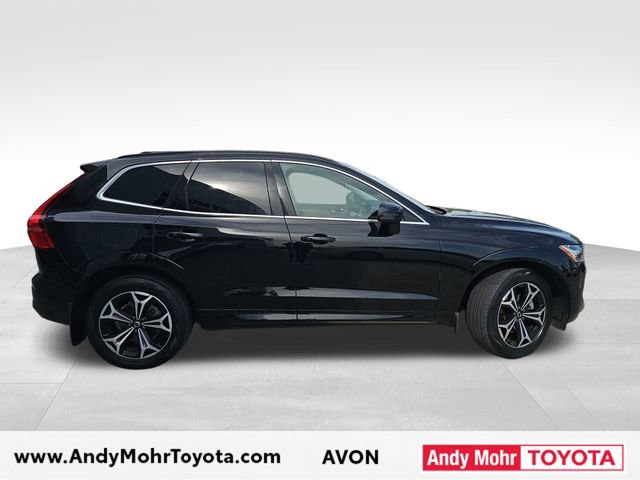 Used 2022 Volvo XC60 B5 Momentum w/ Climate Package AWD/4WD image 8