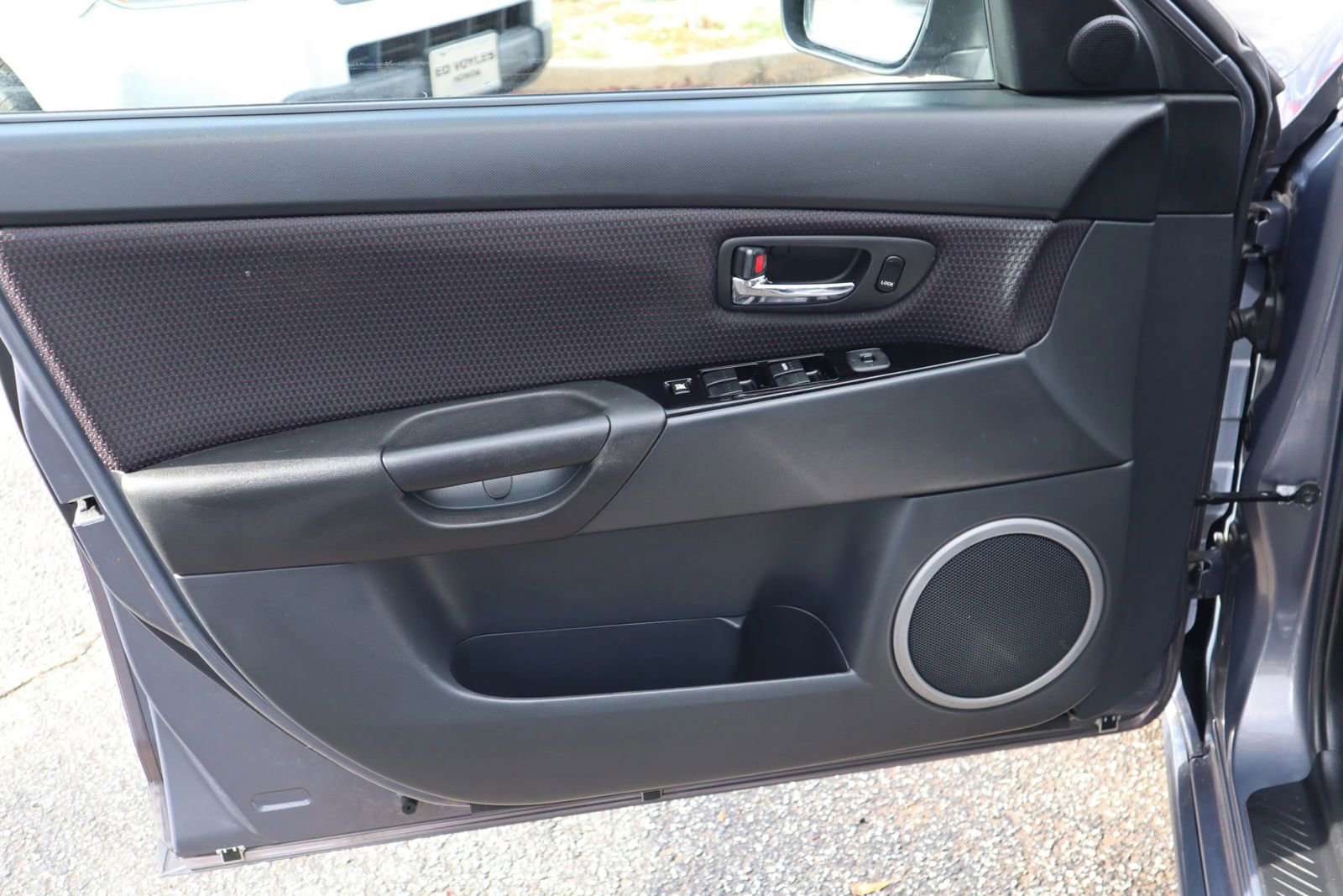 Used 2008 MAZDA MAZDA3 s Touring image 7