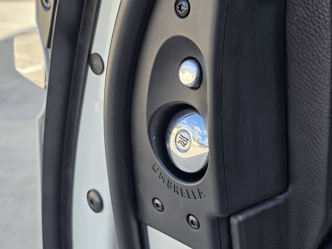 Used 2016 Rolls-Royce Ghost RWD image 26
