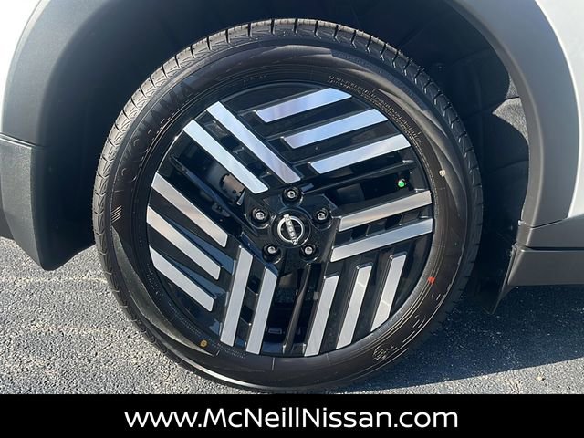 New 2026 Nissan Leaf SV+ w/ Floor Mat Package (SV+) image 9