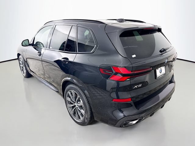Used 2026 BMW X5 xDrive50e w/ M Sport Package AWD/4WD image 5