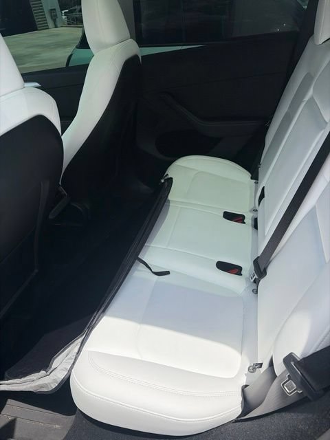 Used 2024 Tesla Model Y Performance AWD/4WD image 29