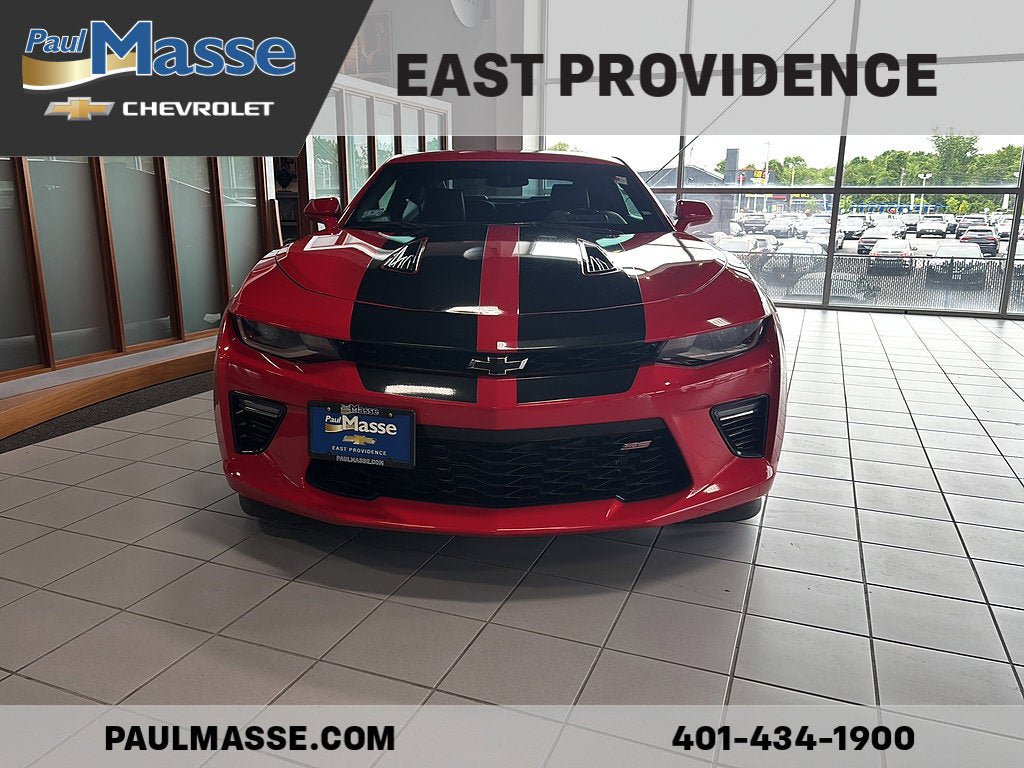 Used 2016 Chevrolet Camaro SS RWD image 2