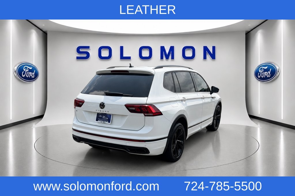 Used 2023 Volkswagen Tiguan SE R-Line FWD image 5