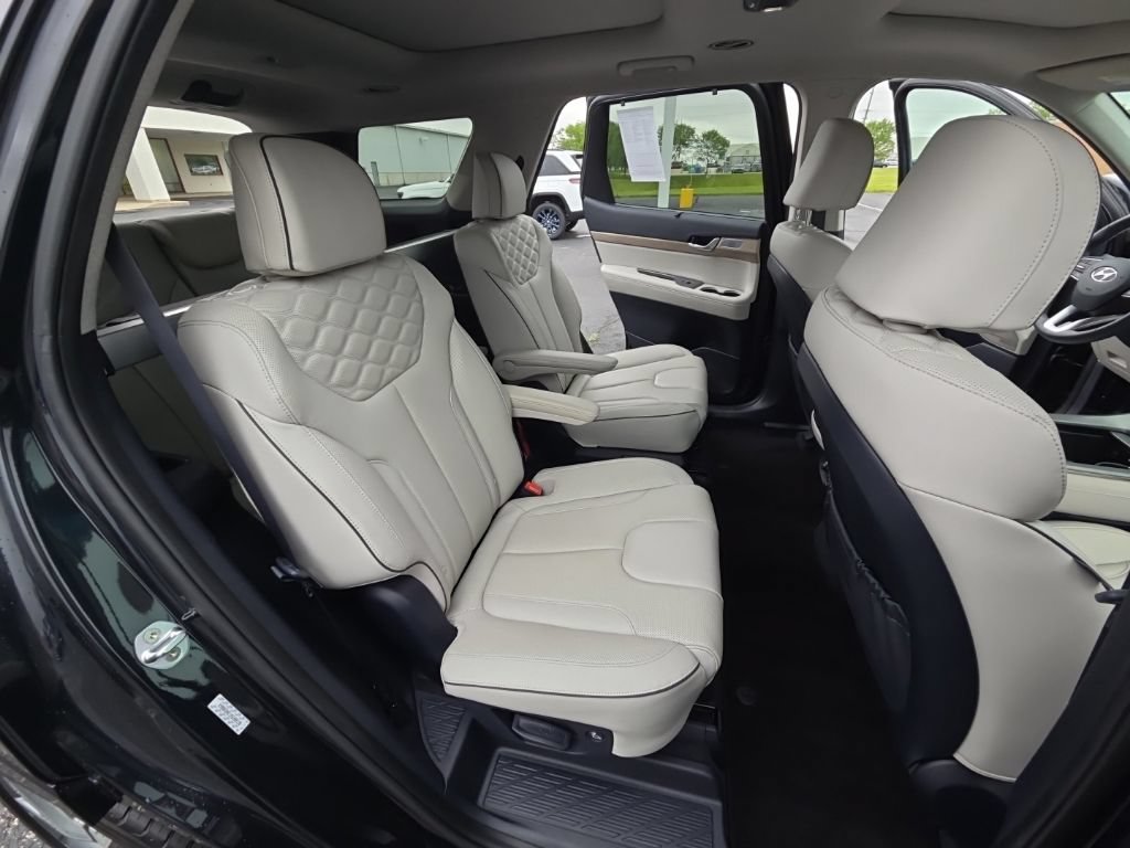Used 2021 Hyundai Palisade Limited AWD/4WD image 26