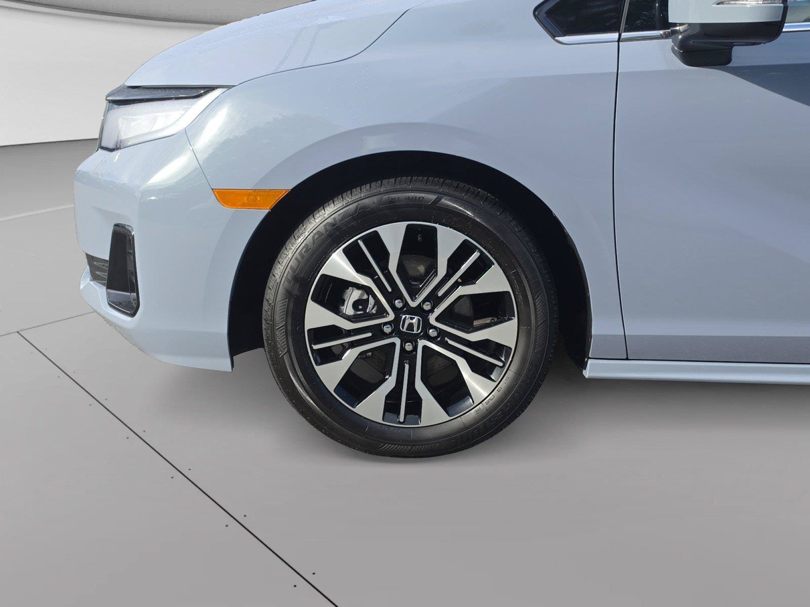 Used 2026 Honda Odyssey Elite image 9