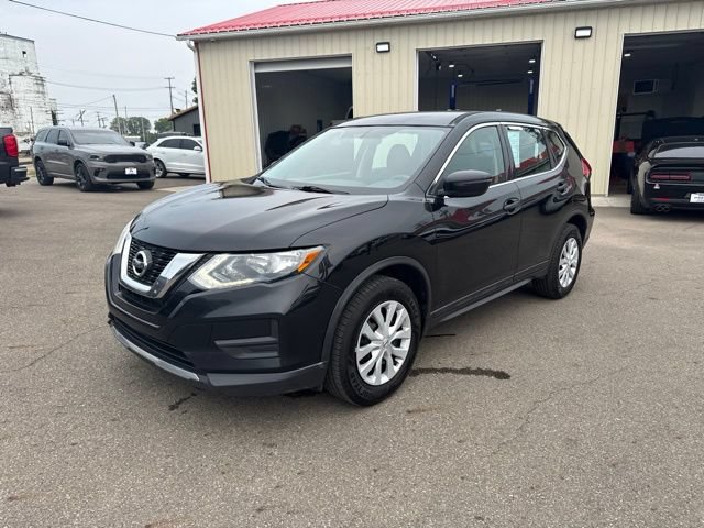 Used 2017 Nissan Rogue S AWD/4WD image 7