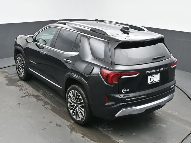 New 2026 GMC Terrain Denali w/ LPO, Floor Liner Package image 40