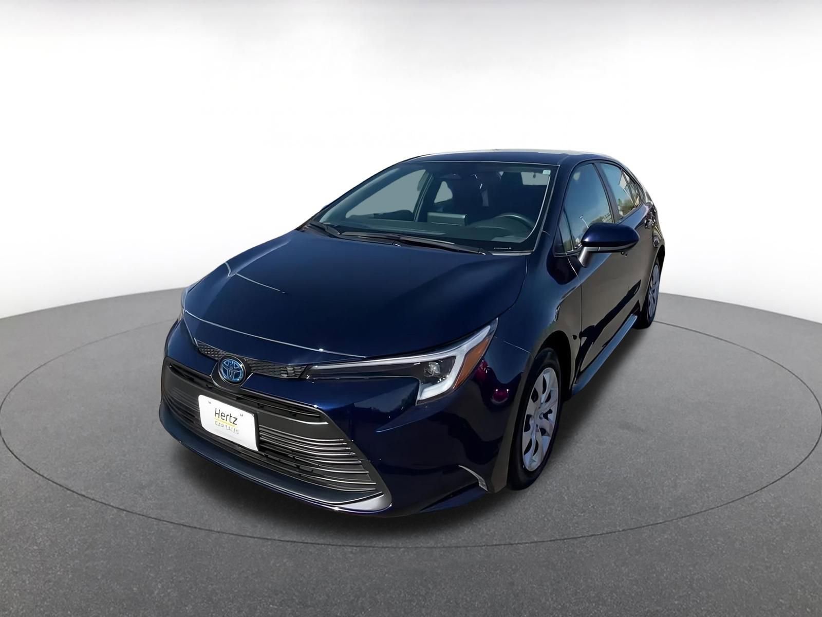 Used 2025 Toyota Corolla LE image 7