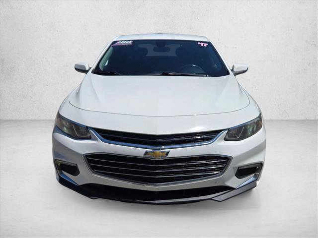 Used 2018 Chevrolet Malibu LT FWD image 2