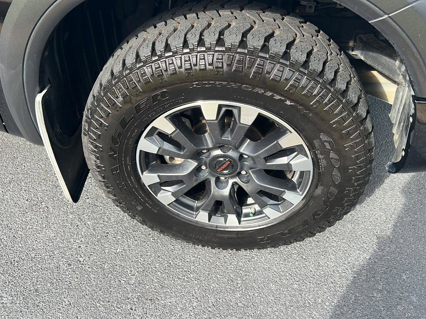 Used 2022 Nissan Titan PRO-4X w/ Pro-4x Convenience Package image 42