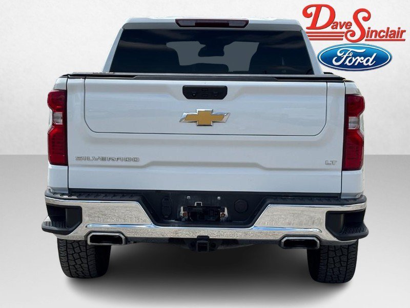 Used 2023 Chevrolet Silverado 1500 LT w/ Z71 Off-Road Package AWD/4WD image 8