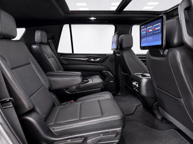 Used 2024 GMC Yukon Denali w/ Advanced Technology Package AWD/4WD image 19