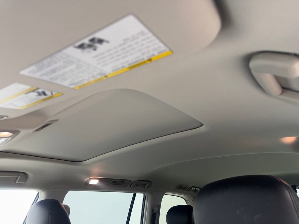 Used 2024 Nissan Armada SL image 78