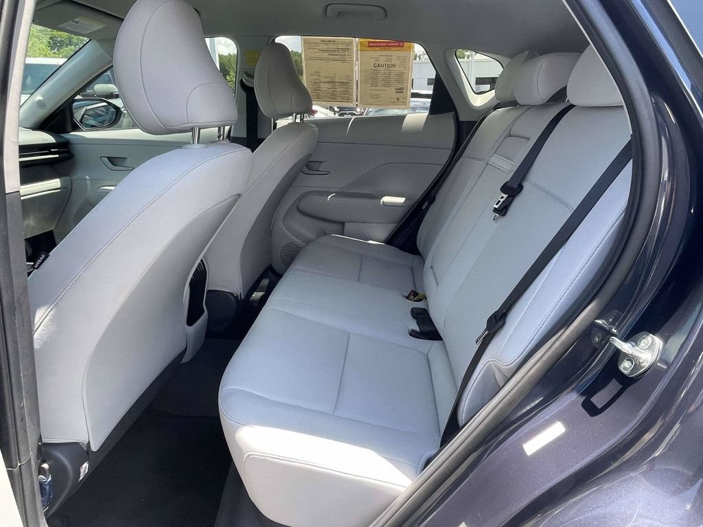 Used 2024 Hyundai Kona SEL AWD/4WD image 12