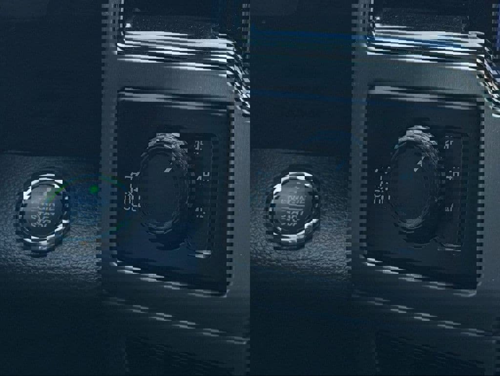 Used 2022 Ford F250 Platinum w/ FX4 Off-Road Package image 18