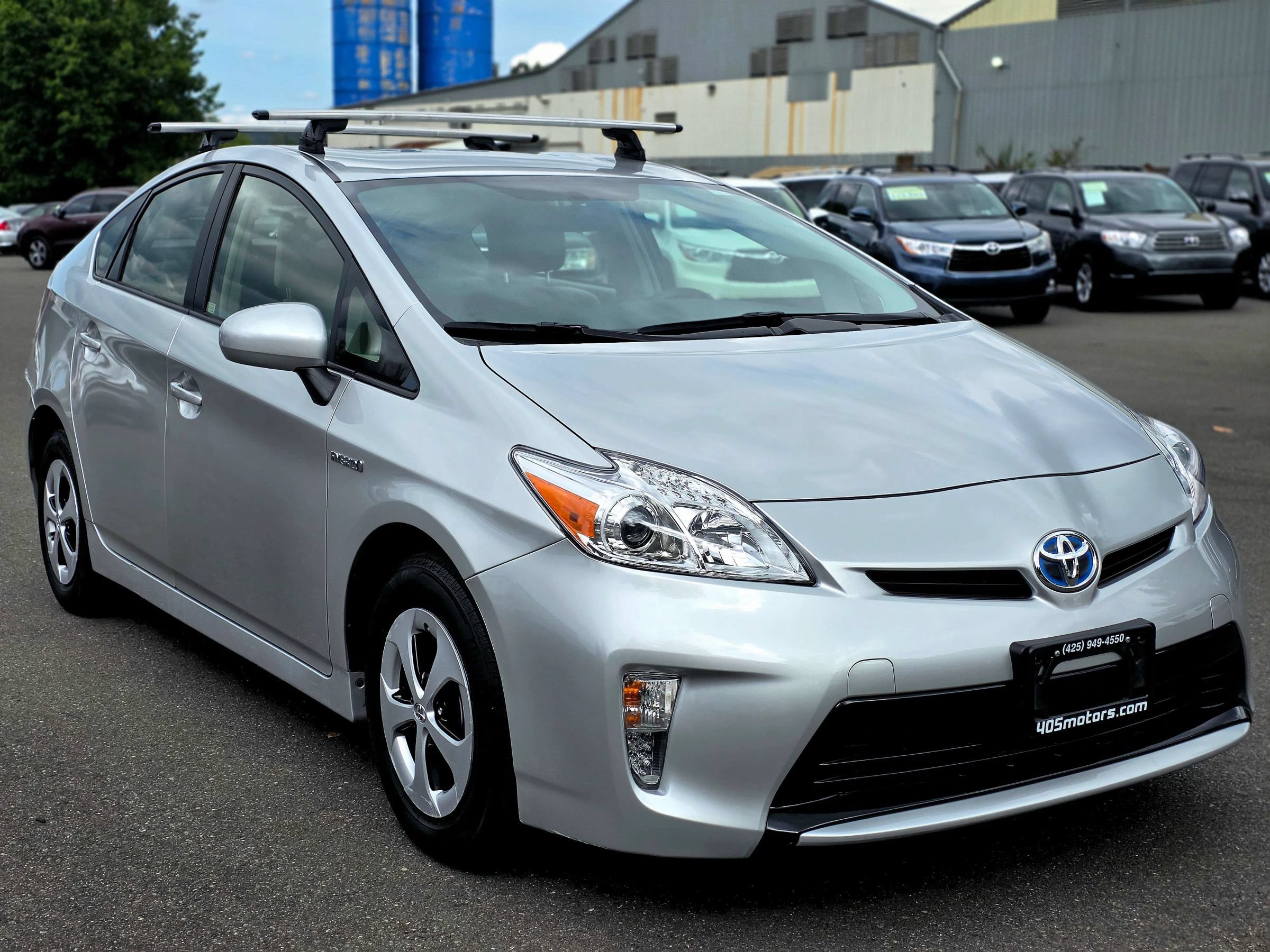 Used 2012 Toyota Prius Two FWD image 1