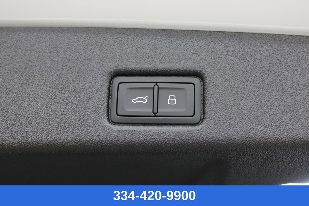 New 2025 Audi Q5 Premium Plus image 30