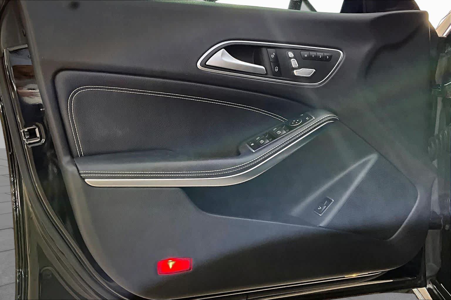 Used 2018 Mercedes-Benz CLA 250 image 20
