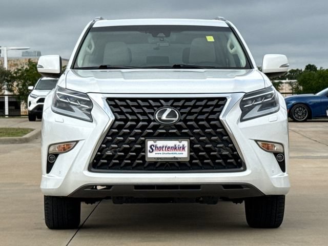 Used 2020 Lexus GX 460 Premium w/ Premium Package AWD/4WD image 2