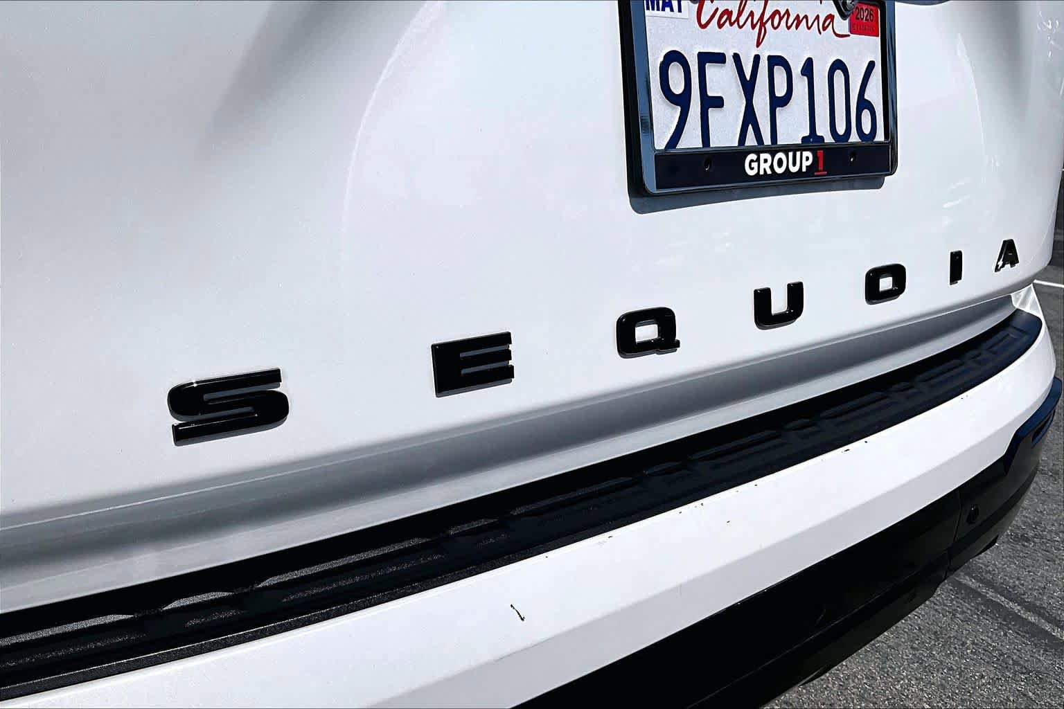 Used 2023 Toyota Sequoia Platinum AWD/4WD image 9