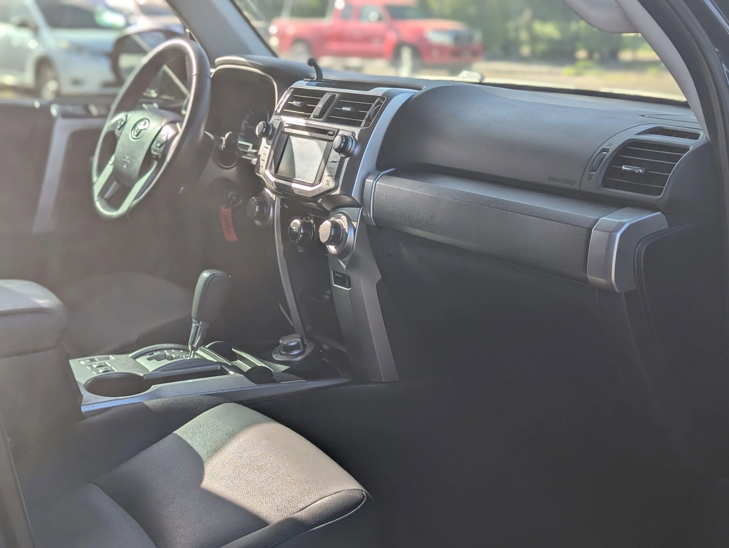 Used 2019 Toyota 4Runner SR5 Premium image 12