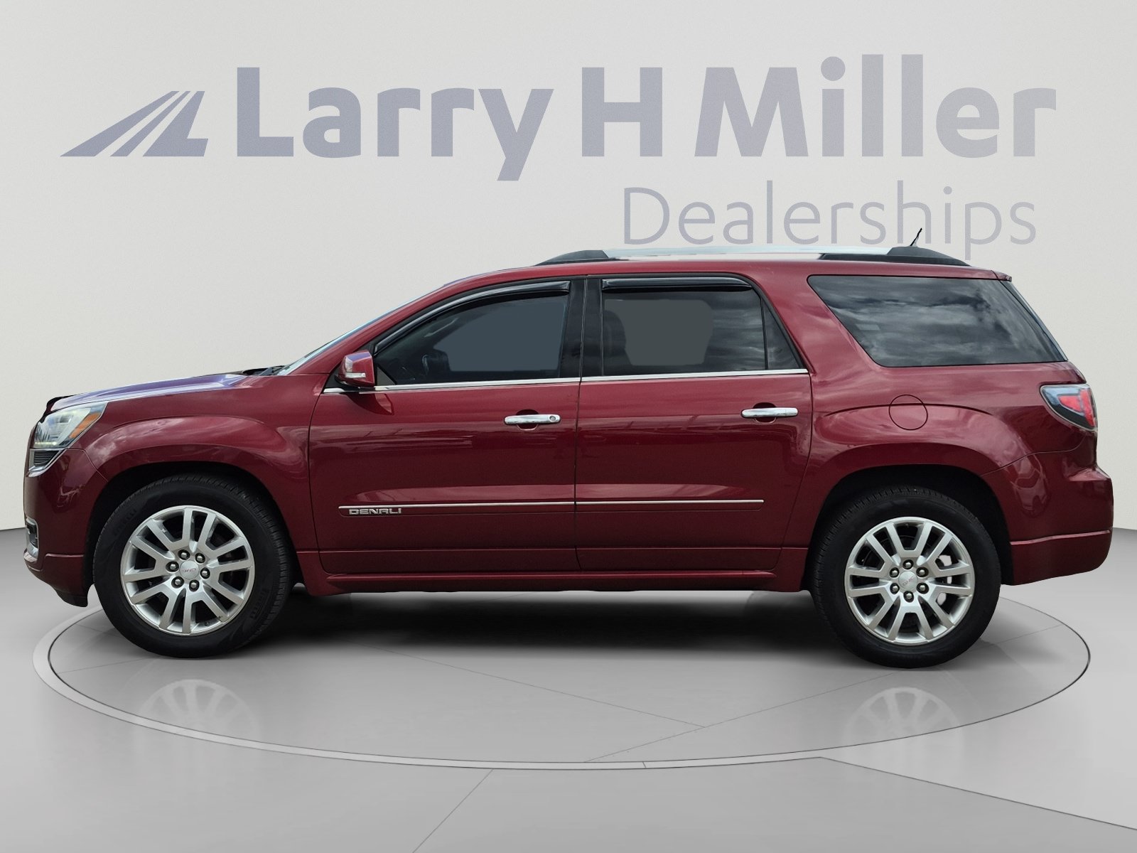 Used 2015 GMC Acadia Denali AWD/4WD image 2