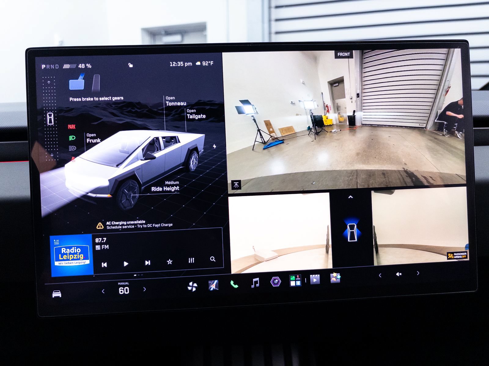 Used 2024 Tesla Cybertruck AWD Crew Cab image 9