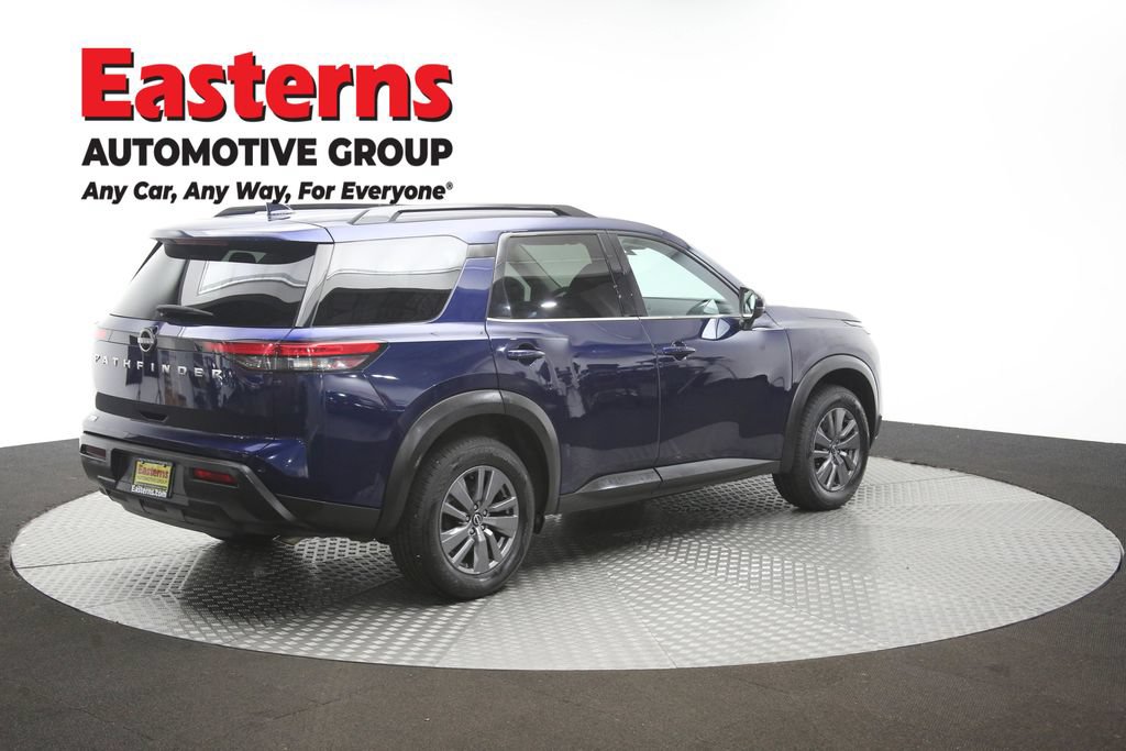Used 2025 Nissan Pathfinder SV FWD image 42