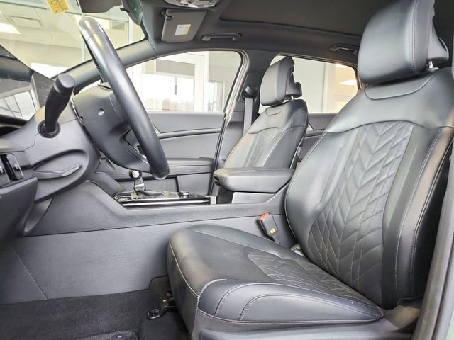 Certified 2024 Kia Sportage X-Line w/ X-Line Premium Package image 19