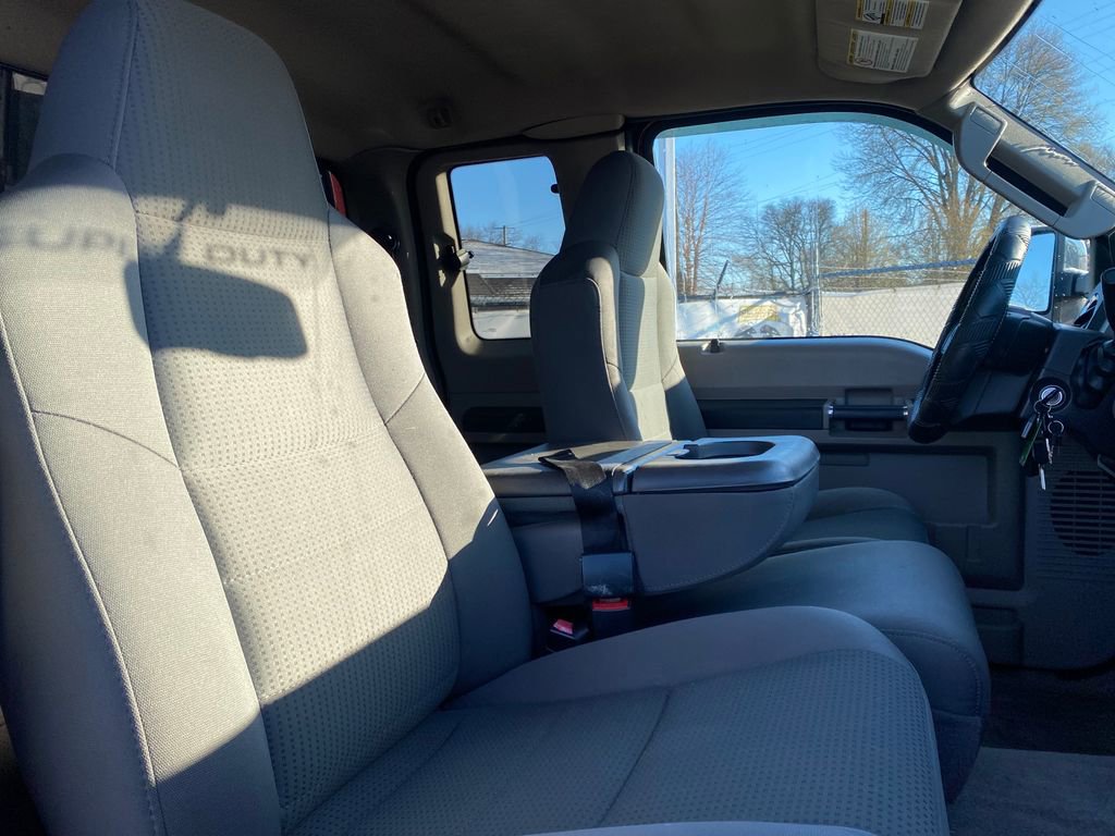 Used 2009 Ford F250 XLT AWD/4WD image 15
